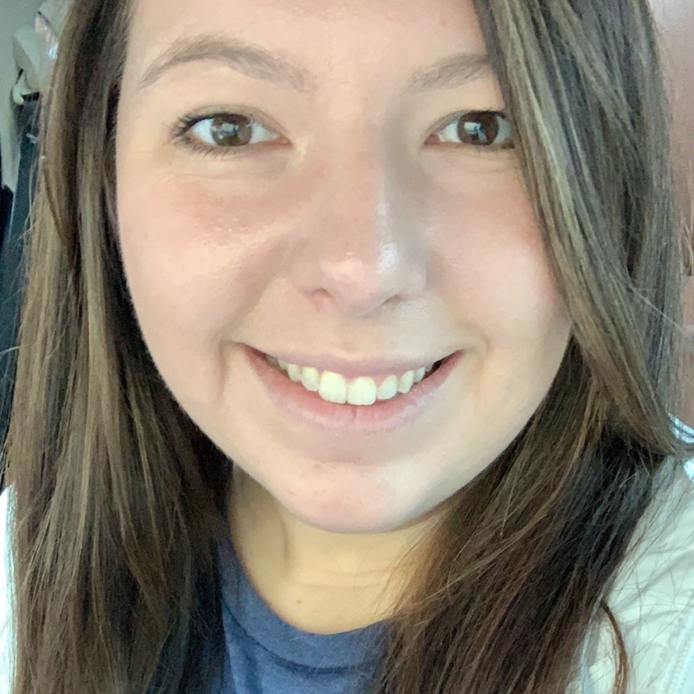 Meet your Posher, Camille